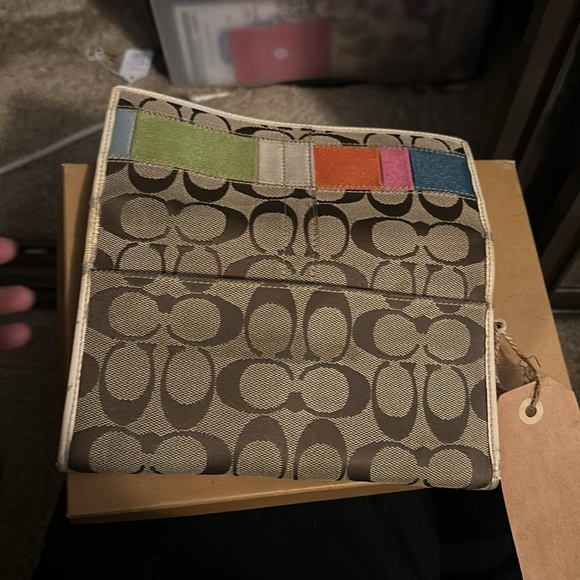 Coach Wallet - Picture 4 of 7